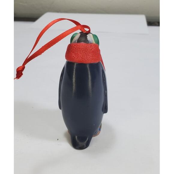 Vintage Hallmark Keepsake Ornament 2001 Safe & Snug  PRE-OWNED - Picture 5 of 7